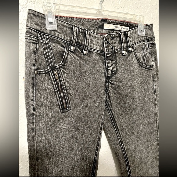 NWT Y2K DKNY Jeans Womens Sz 27 Black Skinny Acid Washed Denim Ankle Zip LowRise - Picture 4 of 12